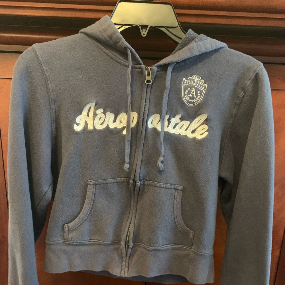 Gray kid’s Aeropostale hoodie